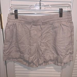 Linen shorts